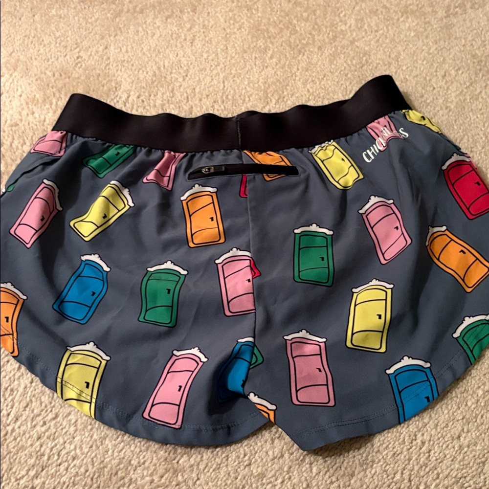 Women’s CHICKNLEGS running shorts - Picture 6 of 6